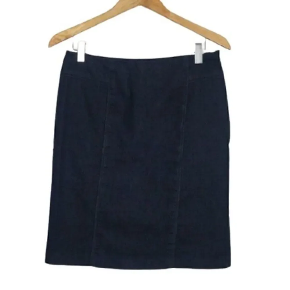 New York & Co Preppy Chambray Stretchy Pencil Skirt Size 4